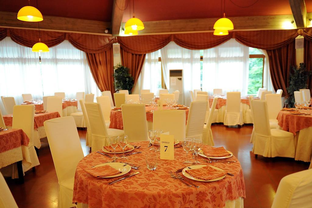 Hotel Del Camerlengo Fara San Martino Luaran gambar