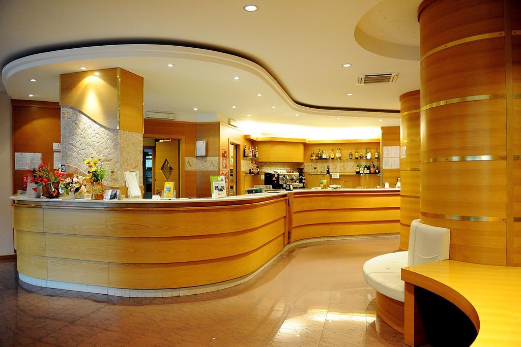 Hotel Del Camerlengo Fara San Martino Luaran gambar